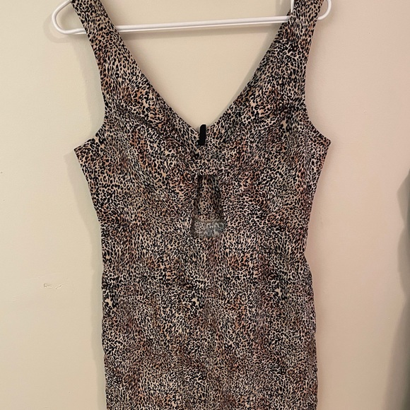 Urban Outfitters leopard cut out dress - Picture 3 of 3